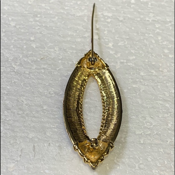 Purple Enamel with Gold Tone Accents Decorative Brooch/Pin ~Very Beautiful~ - Picture 10 of 13